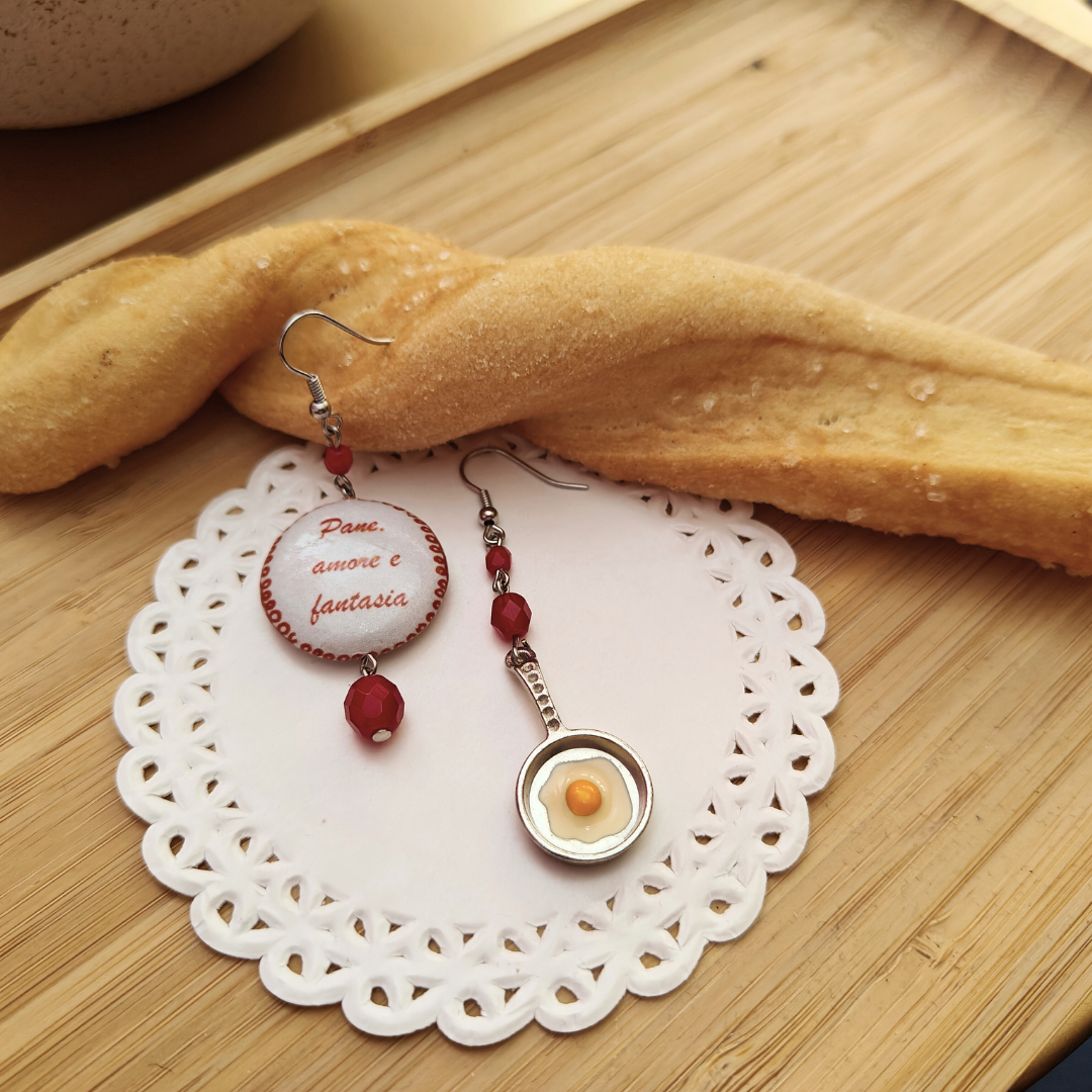 Pane Amore e Fantasia -Tegamino Orecchini