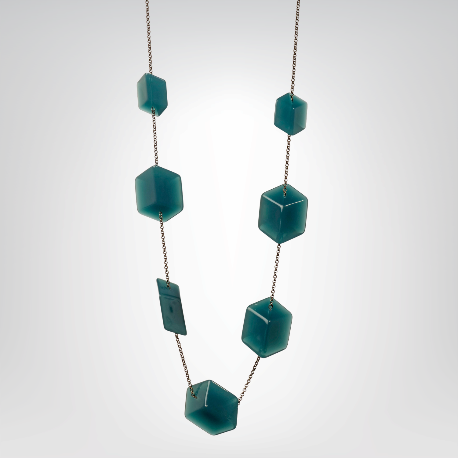 Cubi Petrolio Collana